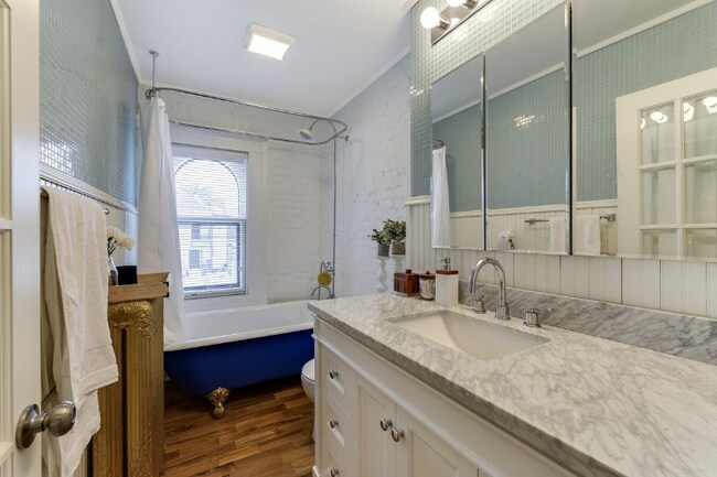 Building Photo - 1900 Columbus Ave.