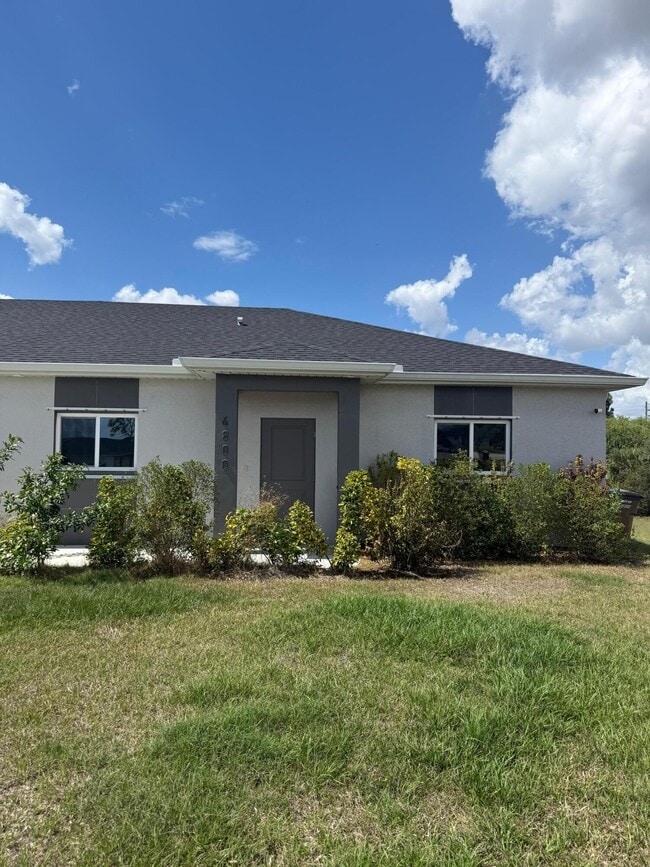 Building Photo - 4800 15th St SW