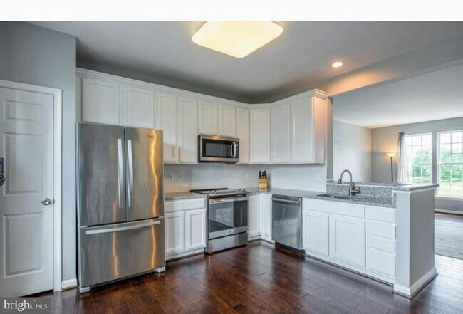 Building Photo - 41900 Restful Terrace