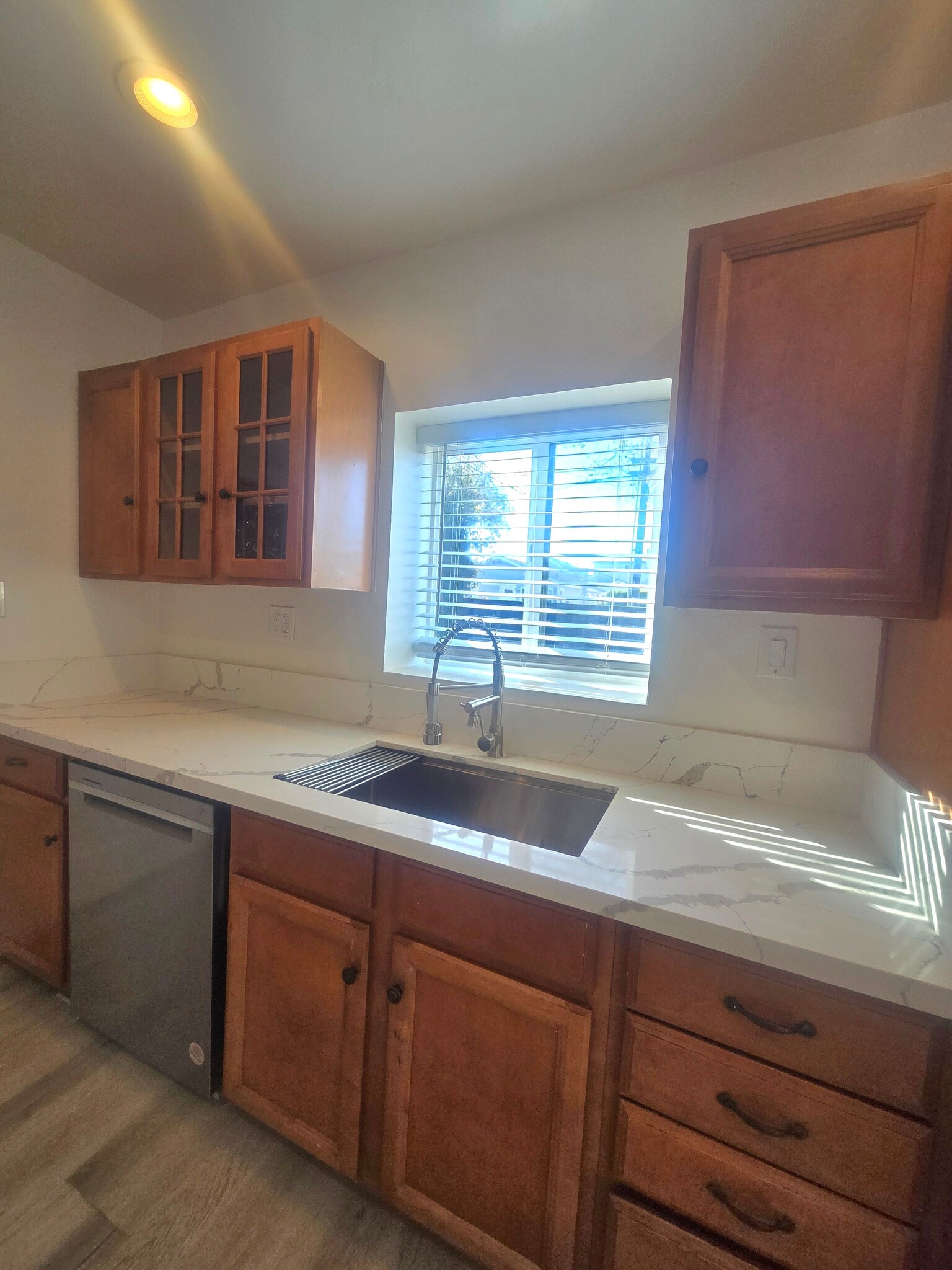 new grant/ sink/faucet - 4761 W 169th St