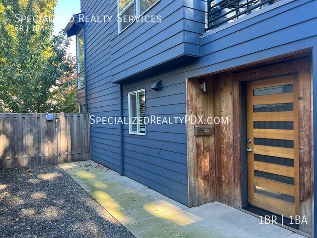 Building Photo - 1414 SE Franklin-#A