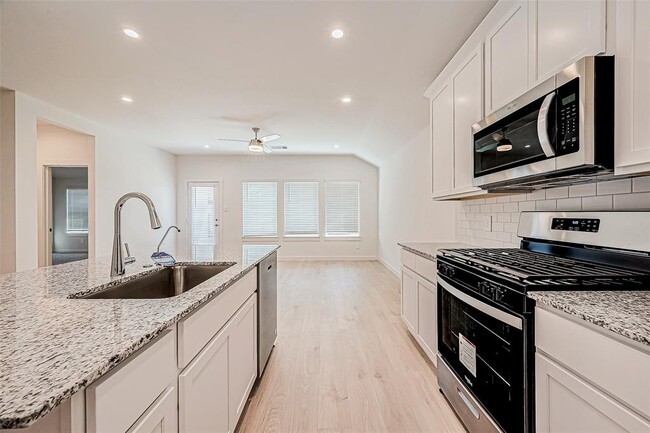 Building Photo - 1410 Windom Ct Way