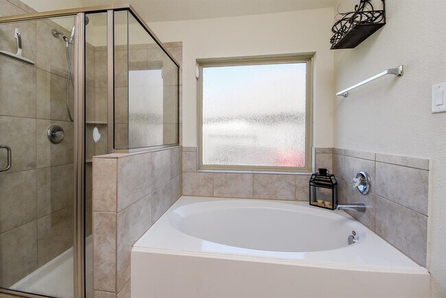 Building Photo - 3307 Hardley Meadow Ct