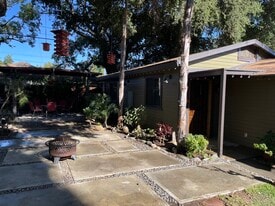 Building Photo - 860 N Mar Vista Ave