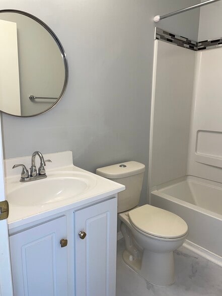 Building Photo - 23325 Cornerstone Village Dr