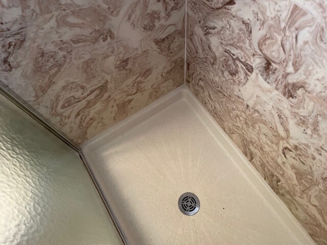 Building Photo - 720 N Broadway Ave