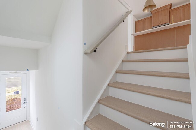 Building Photo - 2120 Opulent Oaks Ln