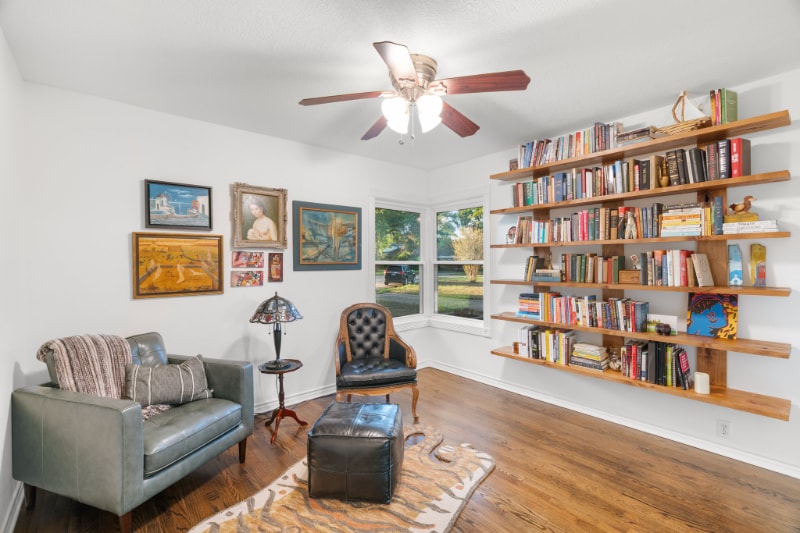 Building Photo - 1723 Knightwick Dr