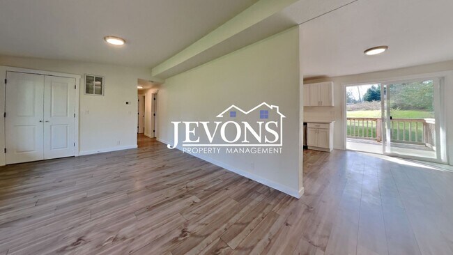 Building Photo - 19019 SE 164Th St Renton, WA 98058