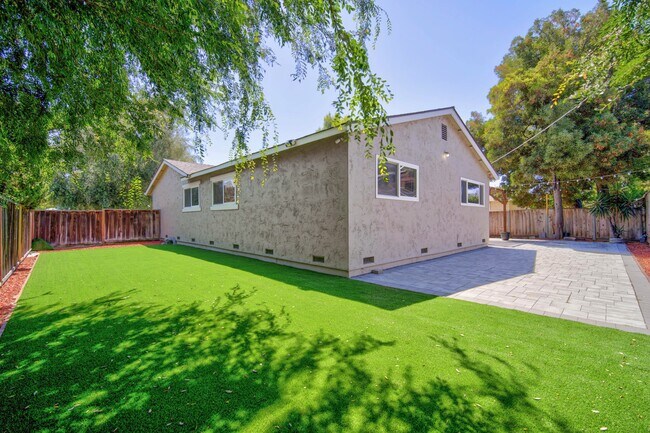 Building Photo - 5607 Goldfield Dr