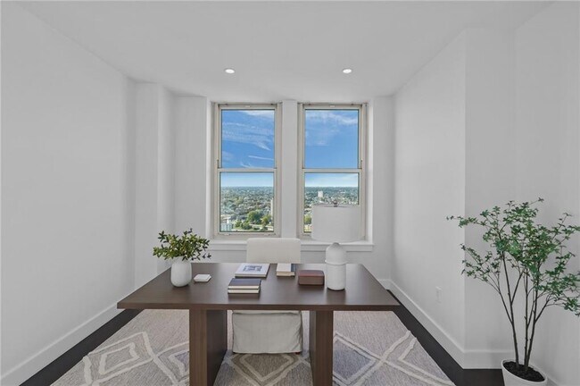 Building Photo - 1 W Exchange St