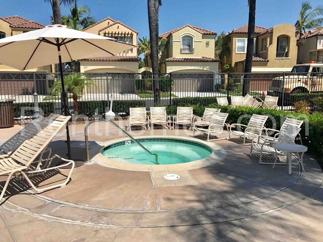 Building Photo - 11630 Miro Cir