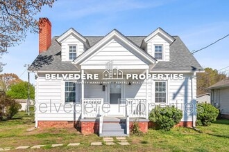 Building Photo - 810 Elwell Ave