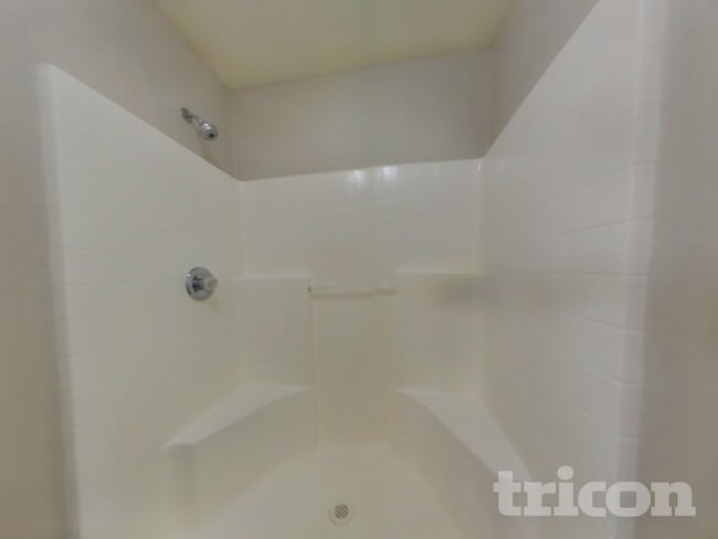 Building Photo - 10853 W Sands Dr