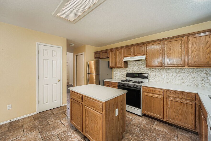 Building Photo - 3509 Texas Topaz Dr