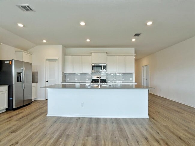 Building Photo - 229 Vortex Pass