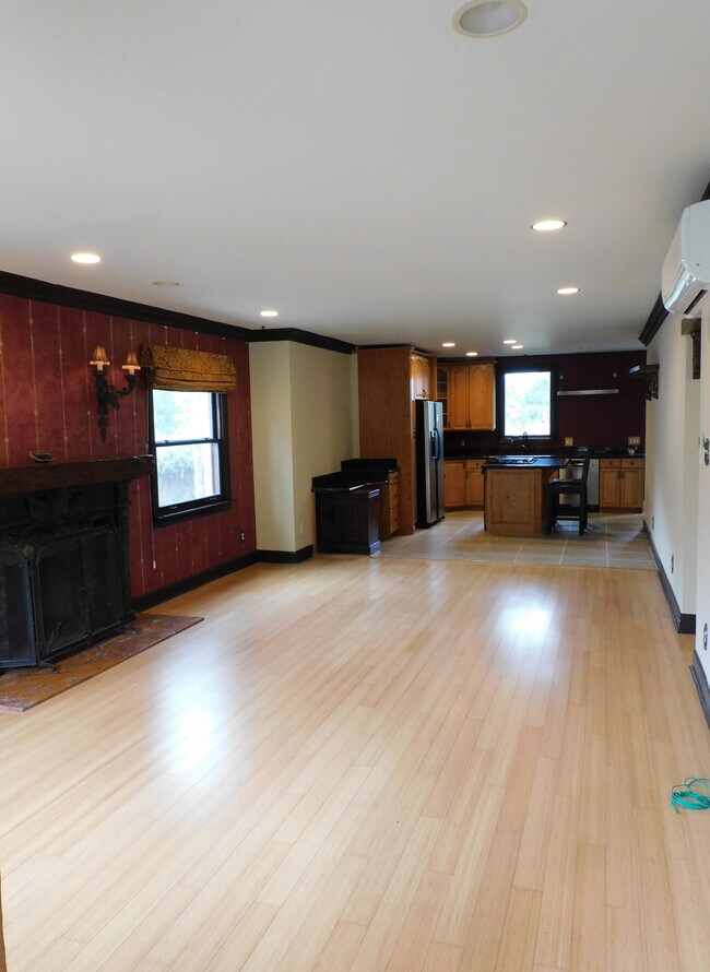 Building Photo - 56 La Venezia Ct