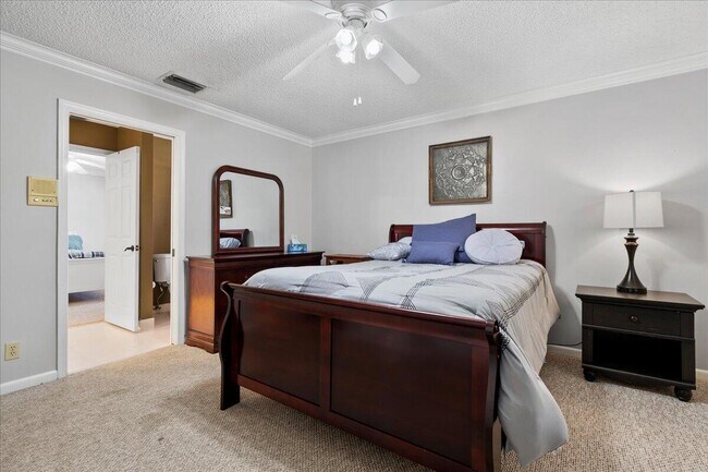 Building Photo - 13557 Northumberland Cir