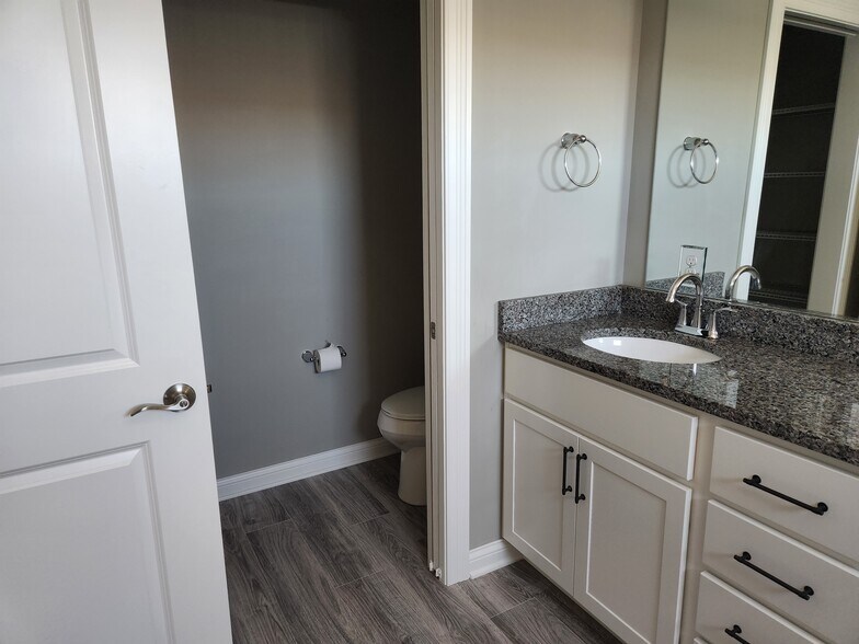 Building Photo - 333 Maddalena Ln