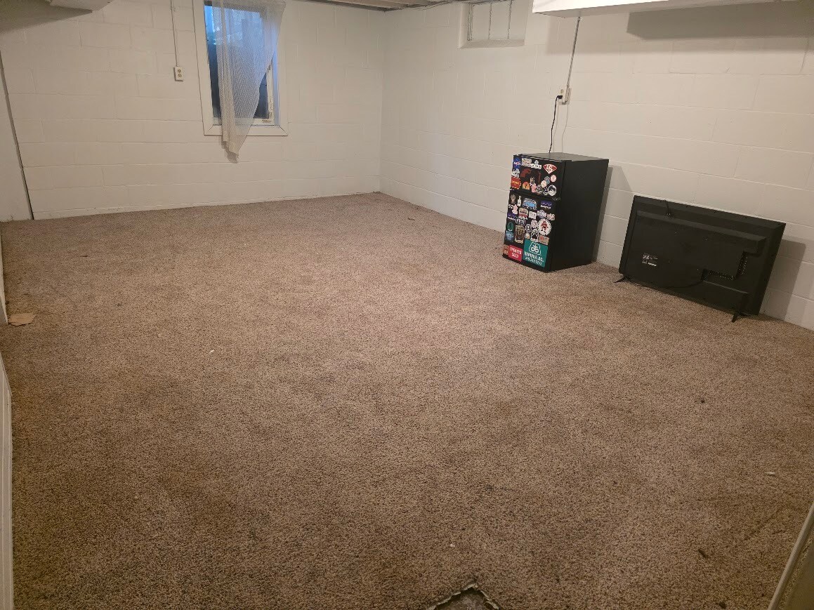 Building Photo - 1003 Bluff St