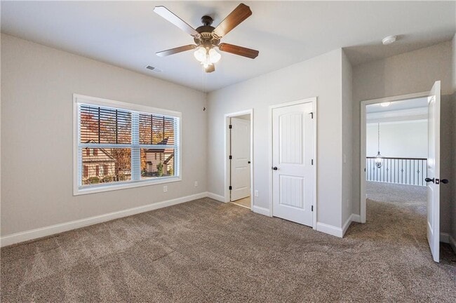 Building Photo - 11 Autumn Wood Dr