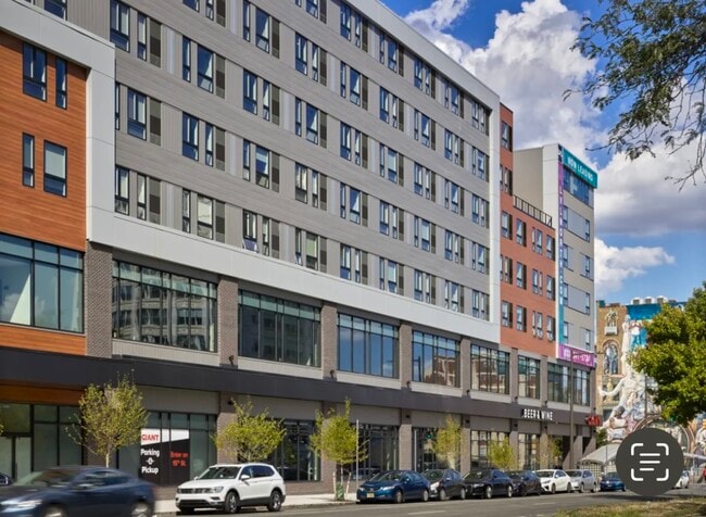 Building Photo - 510 N Broad St