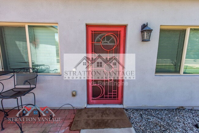 Building Photo - 2249 E Sells Dr