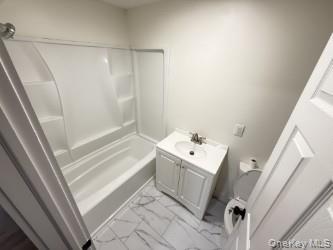 Building Photo - 89 S Cherry St