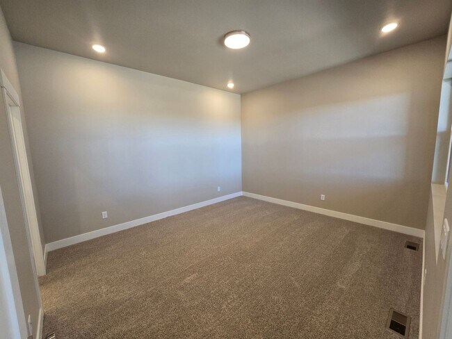 Building Photo - Brand New House with Breathtaking Views of Pikes Peak