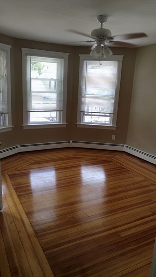 Primary Photo - 110 Bernon St