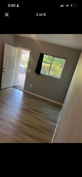 Building Photo - 4751 Sunnyslope Ave