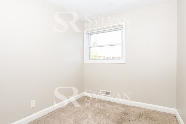 Building Photo - The Lifestyle You Deserve.