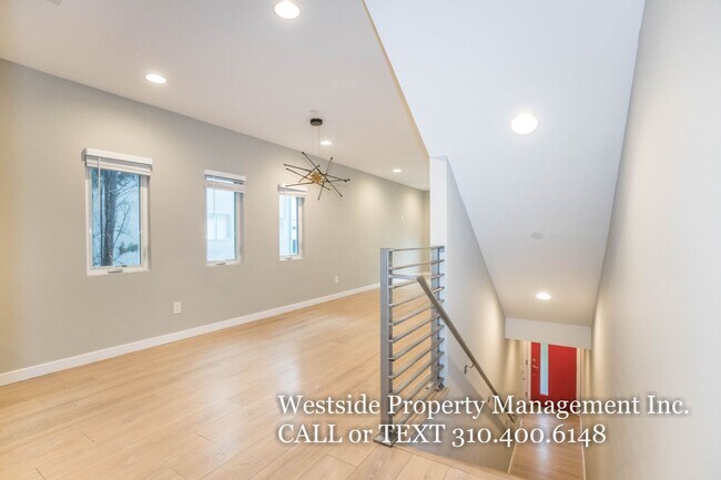 Building Photo - 6548 La Mirada Ave