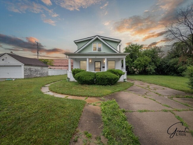 Building Photo - 14702 Winthrop St