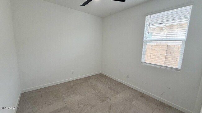 Building Photo - 40145 W Hillman Dr