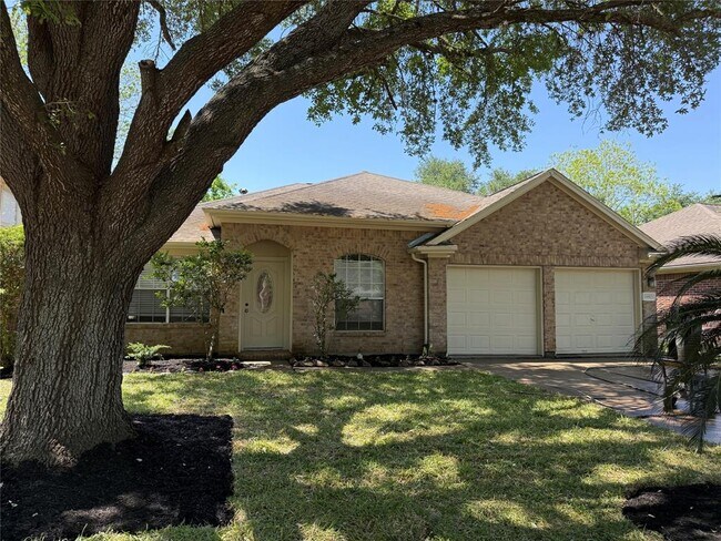 Primary Photo - 16910 Pheasant Ridge Dr