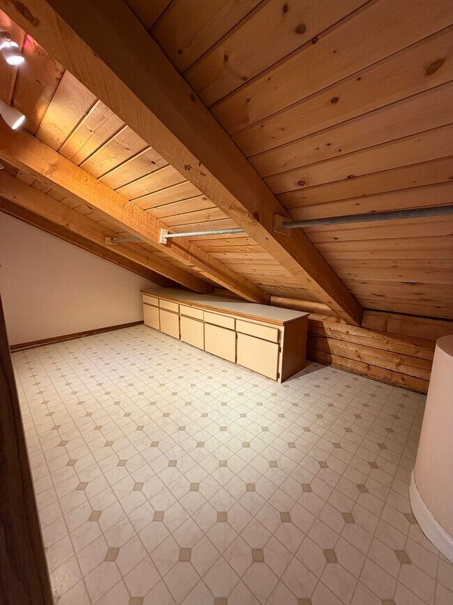 Building Photo - 277 Animas River Rd