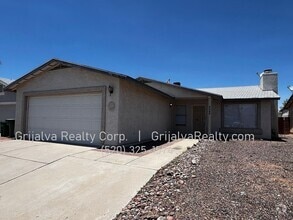 Building Photo - 3 Bedroom, 2 Bath House for Rent Northwest...