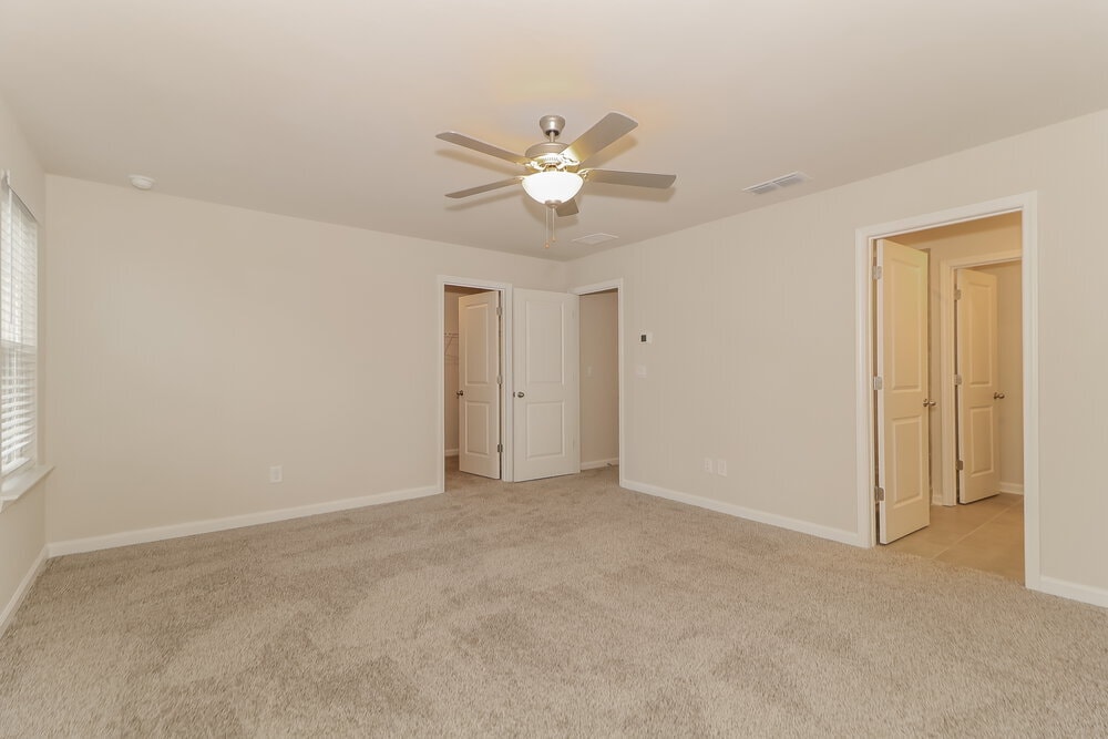 Building Photo - 1565 Villageside Ct