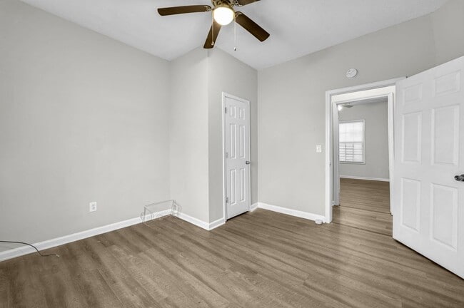 Building Photo - For Rent West Side $ 1675.00   3 bedroom/2...