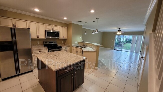 Building Photo - 4939 Walden Cir