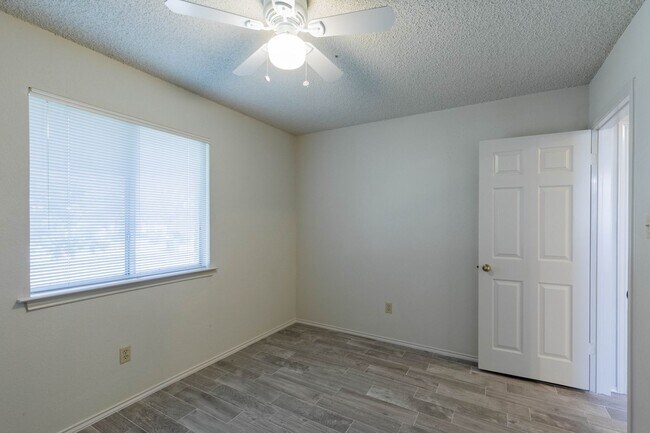 Building Photo - 2605 Buckeye Trail