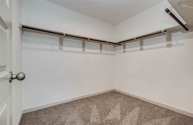 Building Photo - Natchez Trace, Fresno, TX 77545 - 4 BR 2 BA single-family home