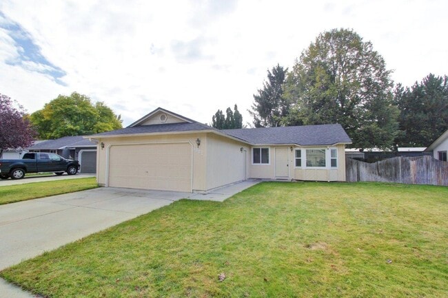 Building Photo - 6883 W Parapet Ct