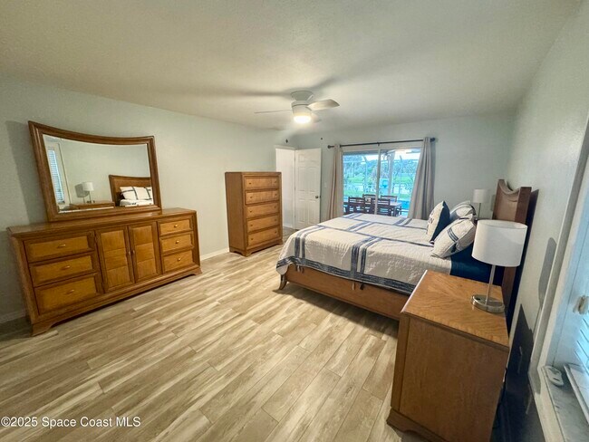 Building Photo - 1245 Ambra Dr