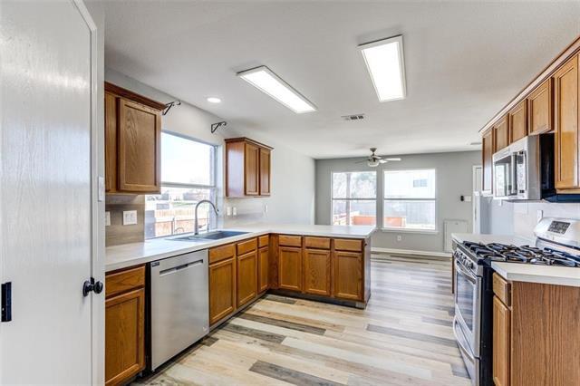 Building Photo - 2222 Wisteria Way