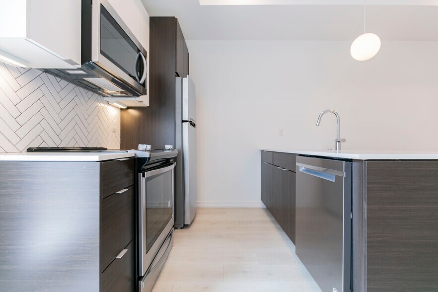 Building Photo - 1250 N Taney St