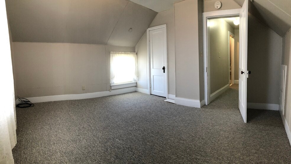 Bed #2 - 306 Commercial St