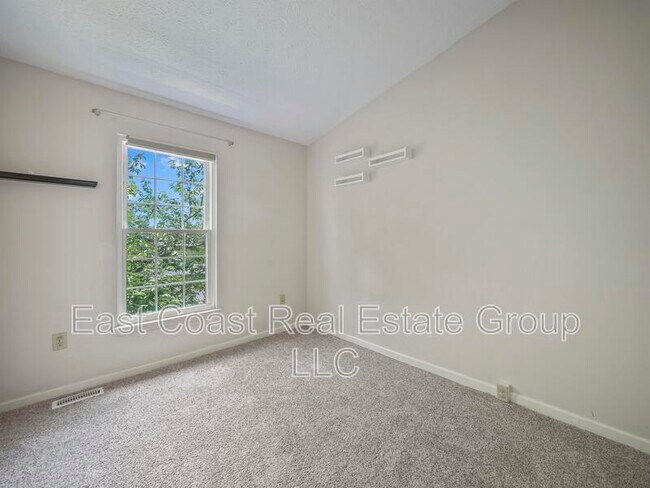 Building Photo - 6786 Wood Duck Ct