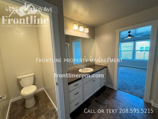 Building Photo - 4087 S Murlo Ave